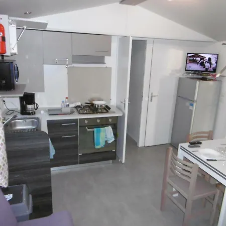 Les Charmettes Holiday park 4*