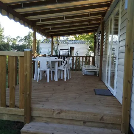 Les Charmettes Holiday park 4*